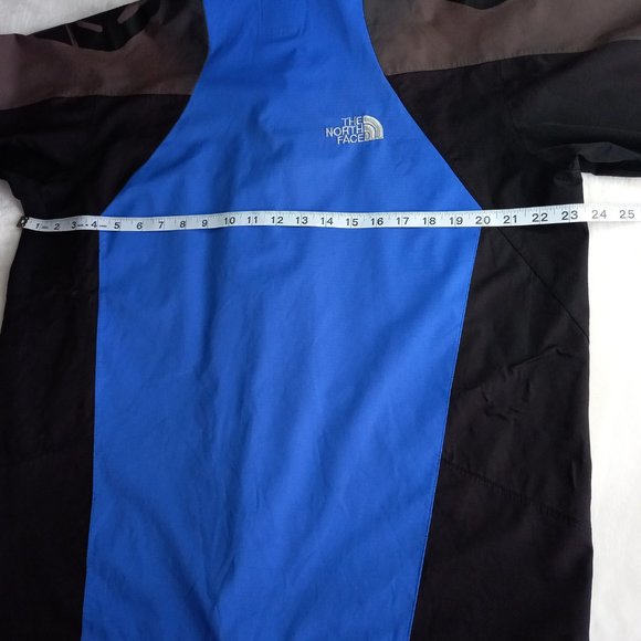 The North Face Blue and Black Ski Jacket - Picture 11 of 16